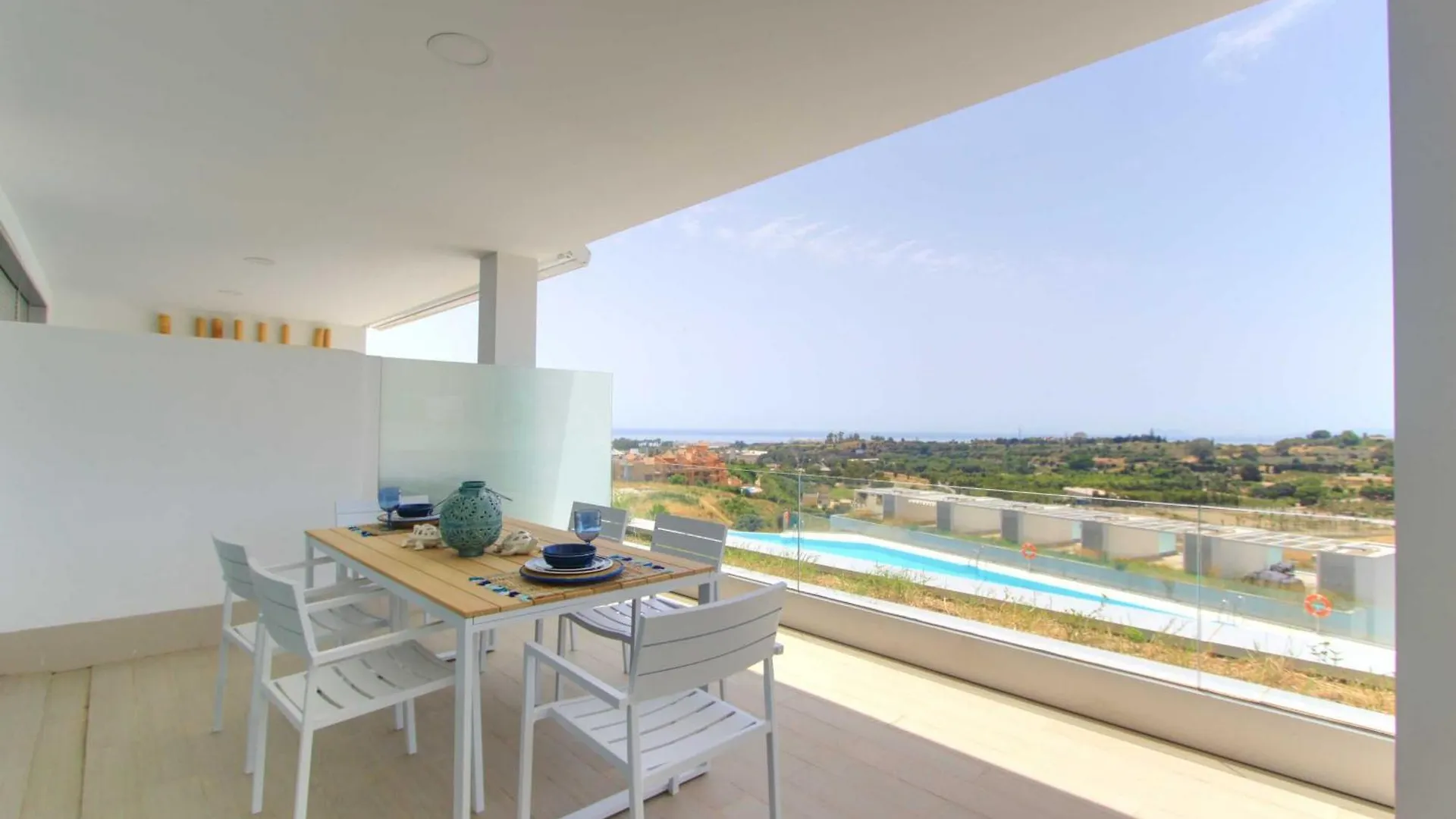 2202 Ocean View Apartment Estepona