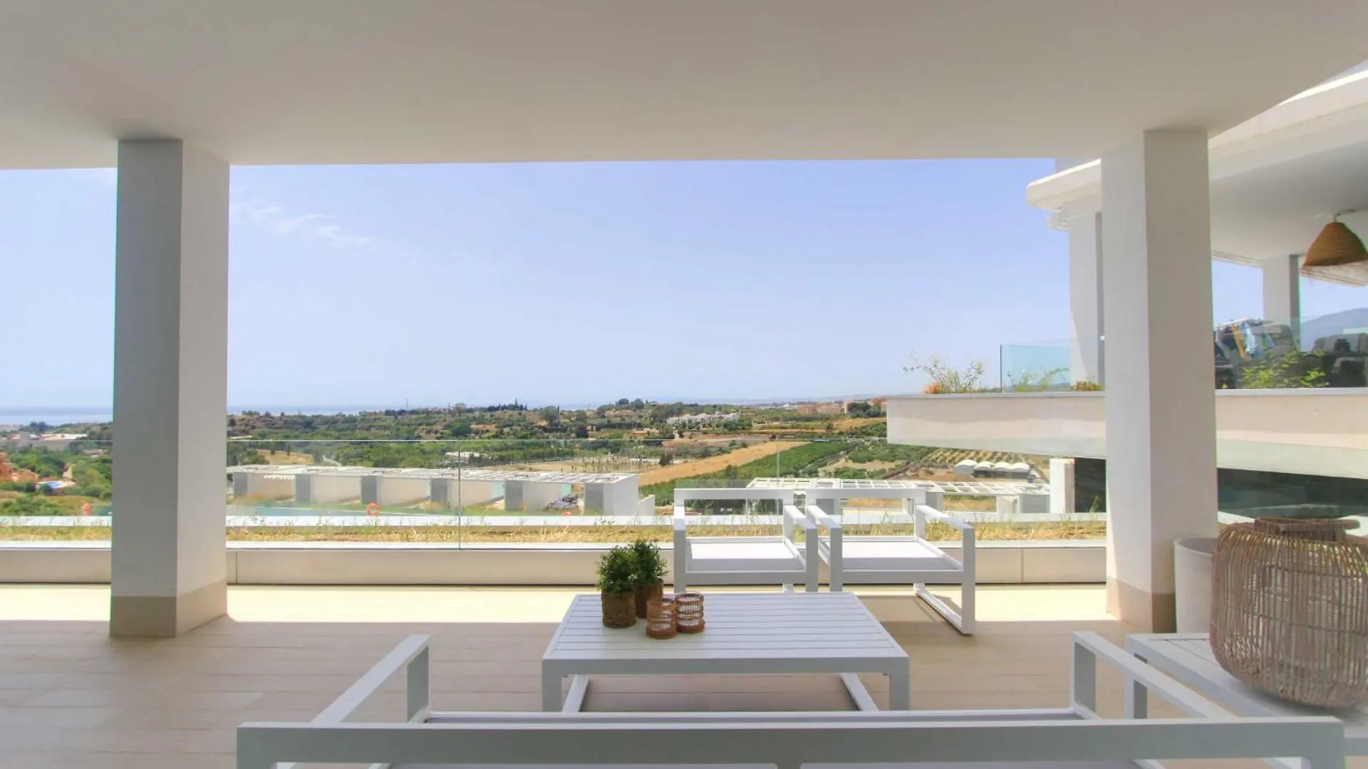 2202 Ocean View Apartment Estepona 0*,