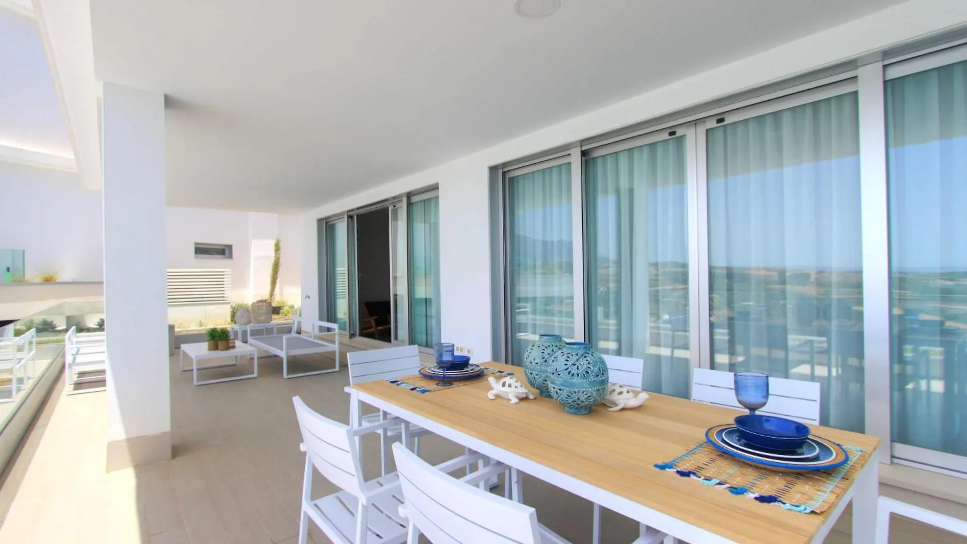 2202 Ocean View Apartment Estepona Spain