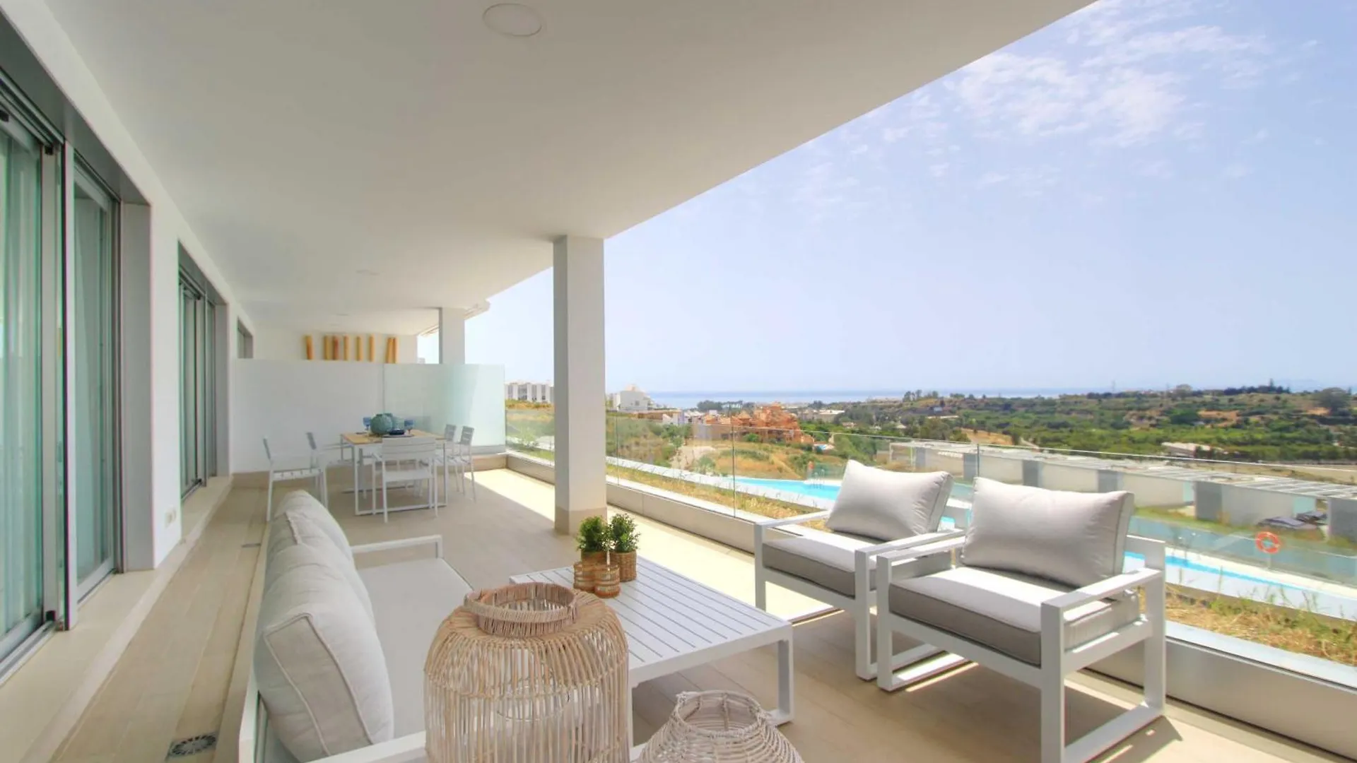 2202 Ocean View Apartment Estepona