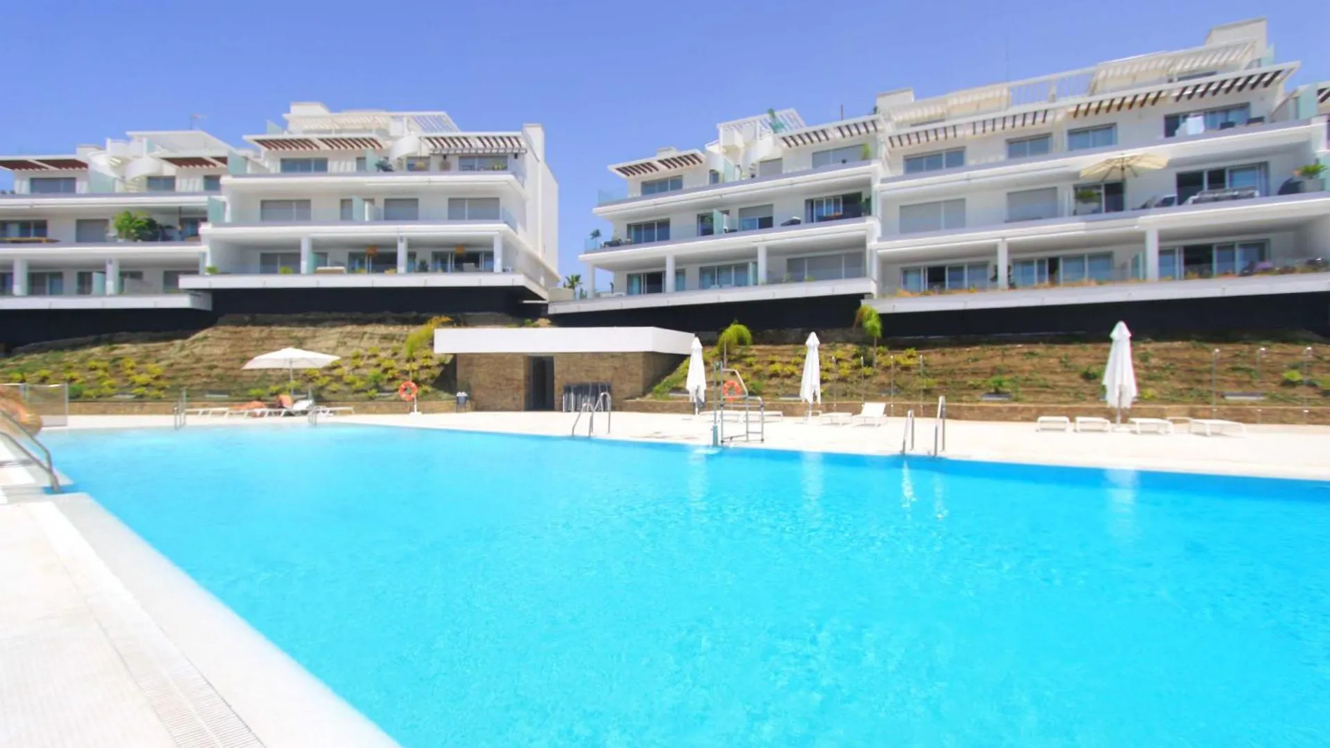 2202 Ocean View Apartment Estepona Spain